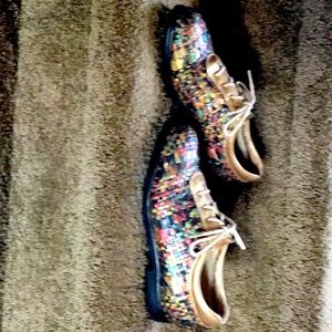 Women’s golf shoes.